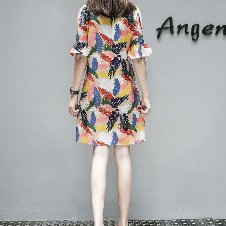 大屁股女人，紧身衣别穿!瞧，穿松垮裙，洋气又迷人，太显瘦了