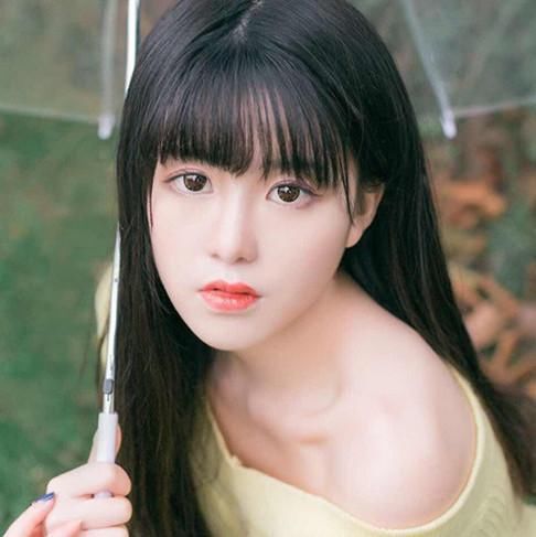 为何有些人留齐刘海好看，而有些人却很土？可能是这个原因！