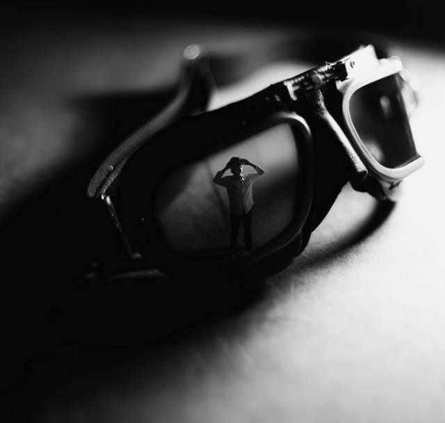 8岁开始摄影，没上过一天学的他，天才创作已超过2亿次点击