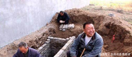 最新消息！农村“厕所改造”补贴又开始了，农村要统一修厕所了