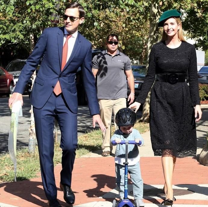 特朗普12岁儿子身高快赶上190cm父亲，颜值真的高，真正的高富帅