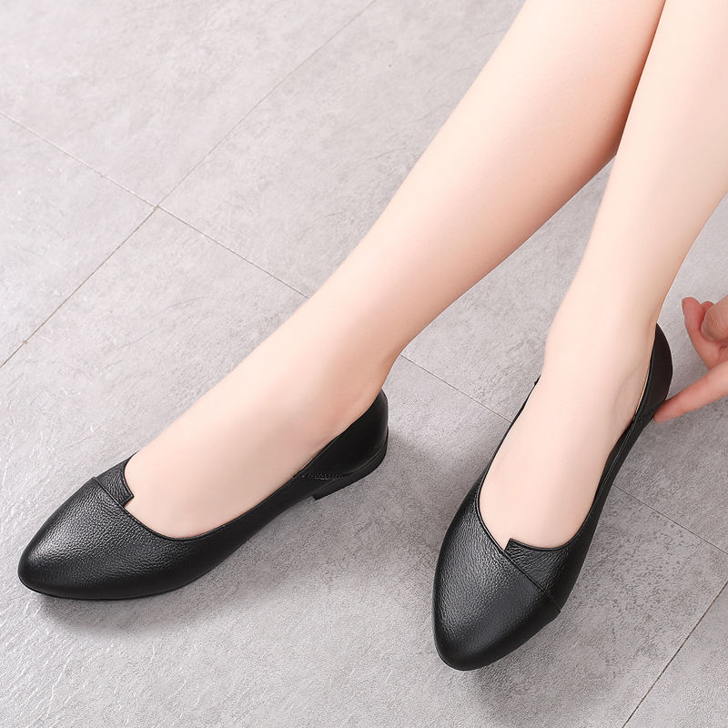 太显嫩了，50岁老妈，出门超爱穿这款妈妈鞋，美嫩无敌