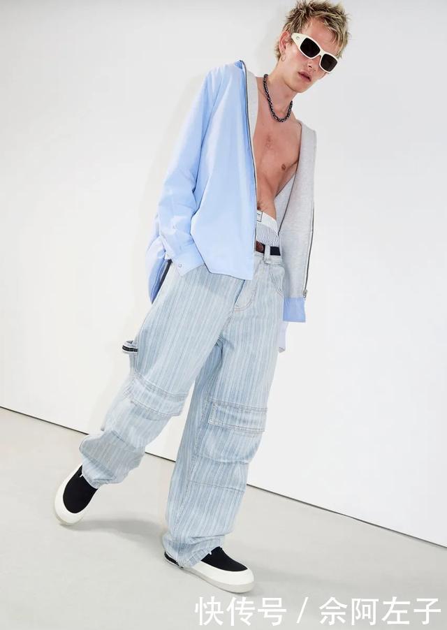  时尚圈：为何那么多明星今年都在穿「矮子乐」？