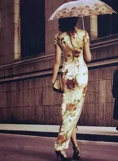 50张勾魂女子旗袍照片，真养眼！