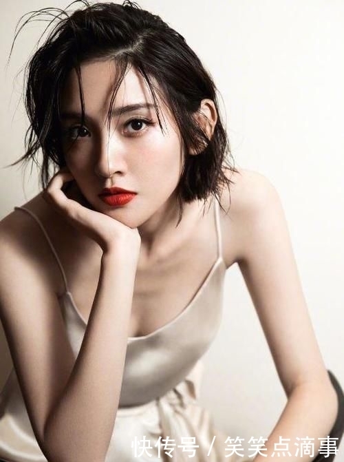 # 形象#身材完美,张若昀真捡到宝了!唐艺昕“吊带睡衣”照引刷屏