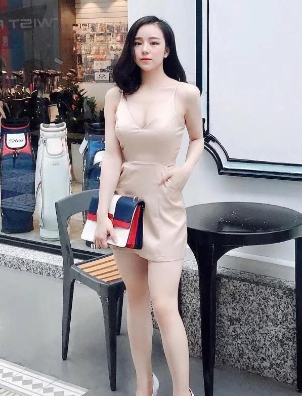 身材好的美女，穿什么衣服都好看!