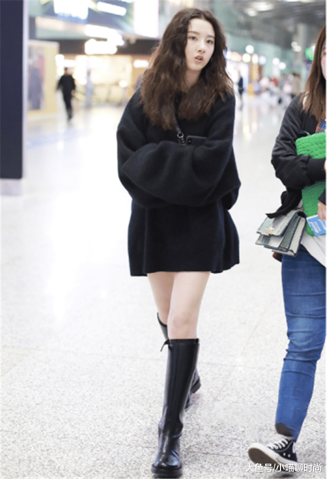 女生@你适合短靴还是长靴身高决定靴子的长度,150的女生适合第2种!