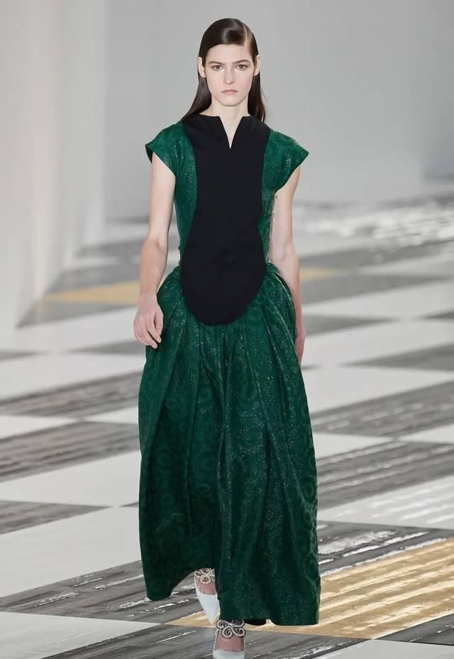  色彩：时装展最靓话题：这8大颜色夫人夫人太炫了，美哭！！