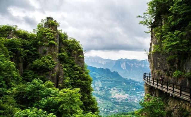 惊爆世界的自然奇观,震撼的美!恩施大峡谷