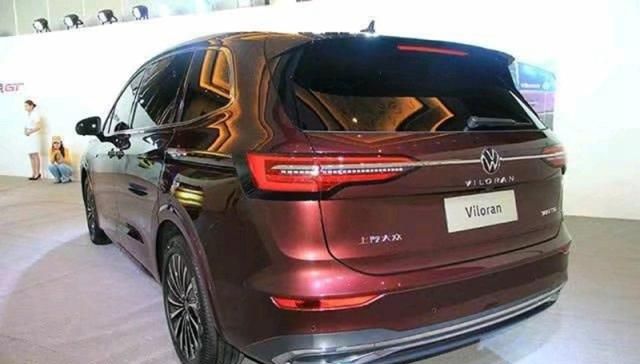  [mpv]大众终于入局商务MPV市场，这车长超5米3，后排头等舱，叫