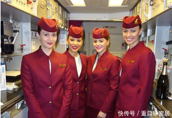 空姐穿的裙子那么短，她们需要穿安全裤吗？退役空姐给你答案