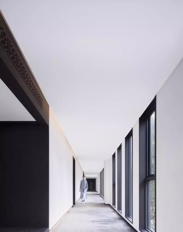 “藏”在广西阳朔的这个酒店，被一群人“搞”成了仙境