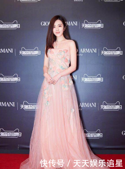 她自曝因潜规则丢戏, 与钟汉良接吻受惊吓, 美得独一无二