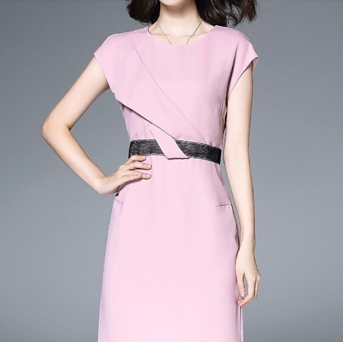 四十岁女人穿衣别太随意，包臀一步裙，让你风韵犹存还气场十足