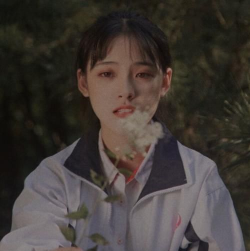  『特别』什么叫做一双眼毁掉整张脸？眼睛若有这3点标志，五官立体也白搭