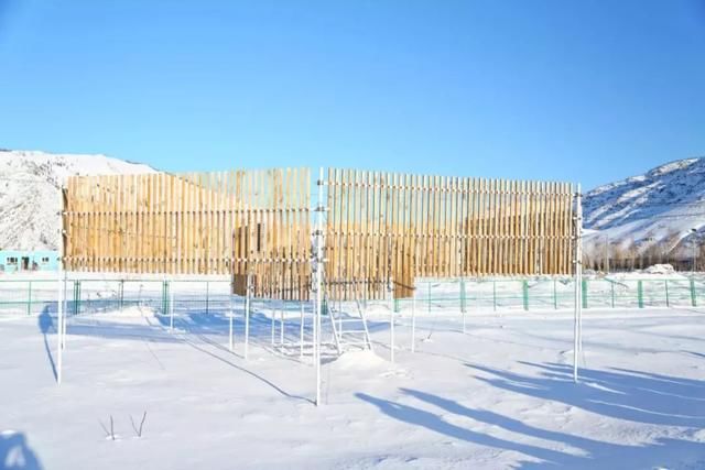 服气!接近零下20度,这台10多万的SUV还敢爬山撒野