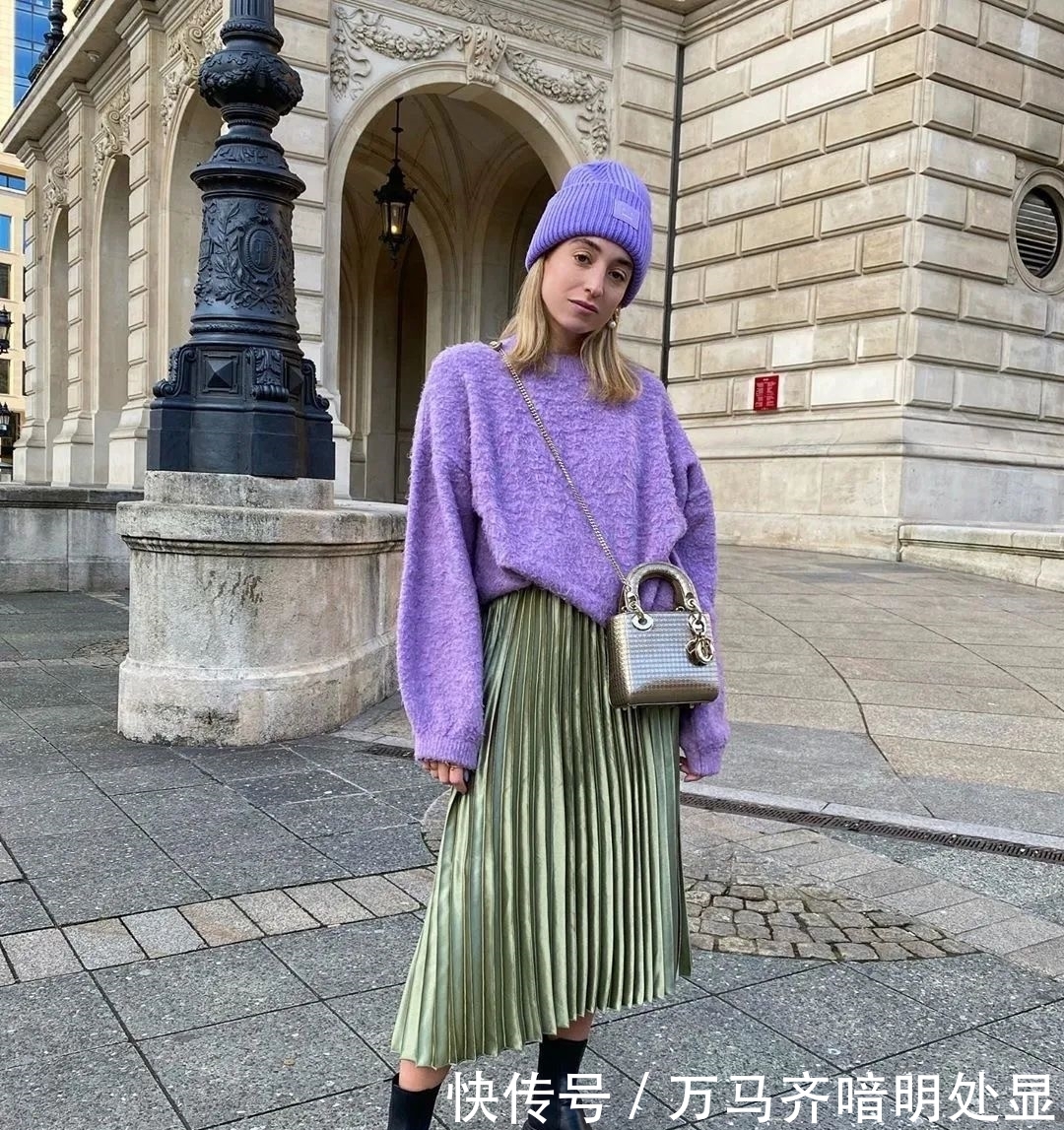 气质:今春“毛衣+半身裙”火了,时髦的人都在穿,温柔又显气质!