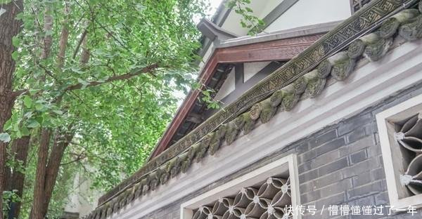  「当仁不让」成都美食数不尽，这两家当仁不让成为头牌