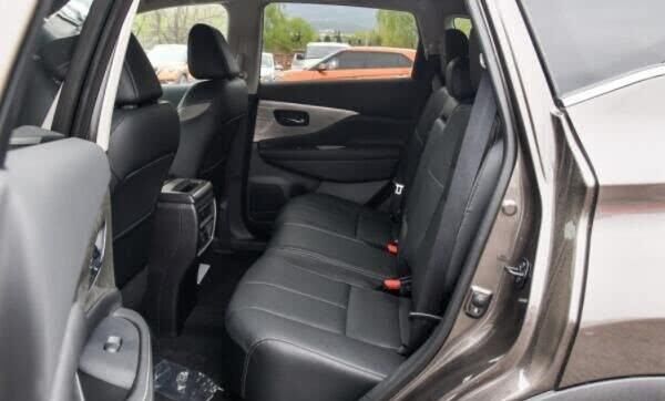  『高铁』坐它就像坐高铁，一箱油905Km，跌到19万，可惜30天才卖出887辆