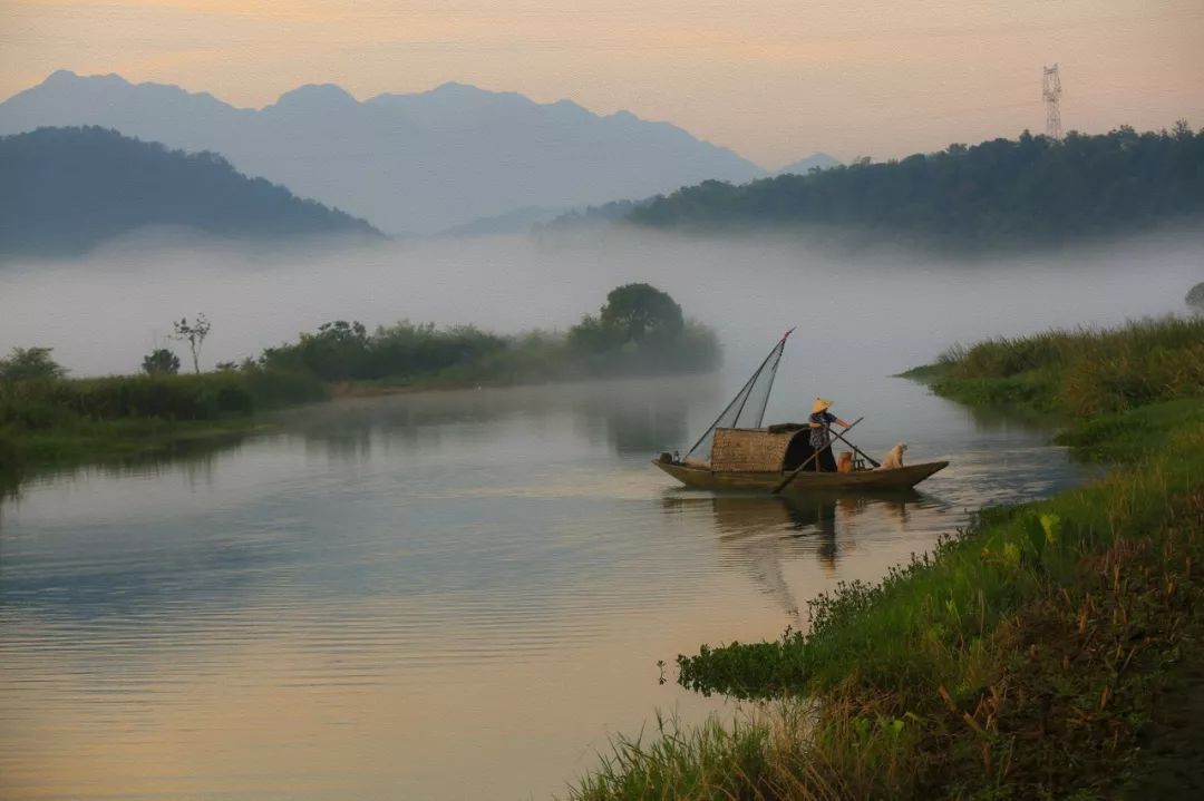 中国最美高铁,90分钟穿过57个国家级风景区,一站一景美哭了
