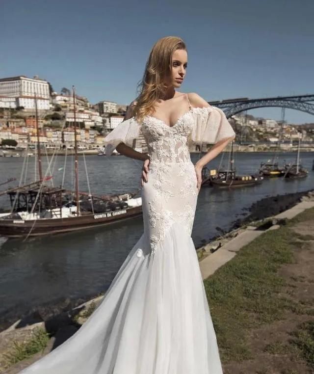  选择婚纱：女孩一生中最重要的一件衣服，婚纱；怎样选择，才能光彩夺目