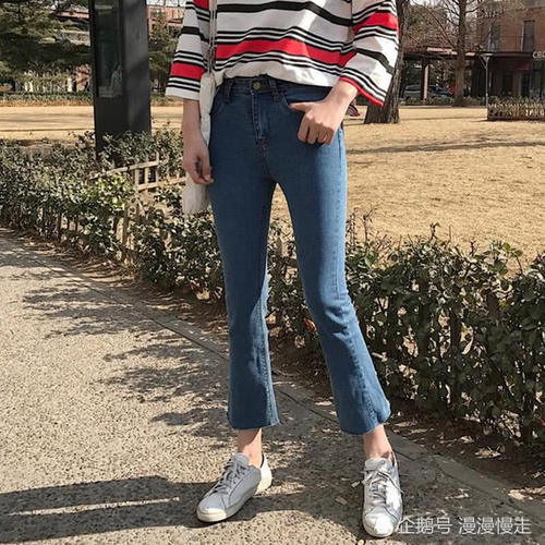 秋天忽冷忽热不必烦恼，这几款复古“牛仔裤”就能穿出逆天长腿！