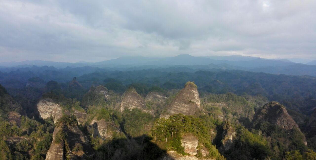 安徽被遗忘的山，地跨3县，与天柱山遥相对峙，是国家地质公园