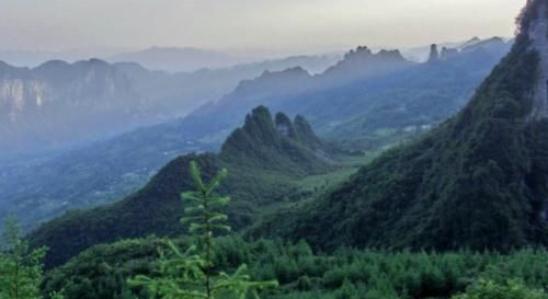 北纬30度的“神秘仙境”，地球上最美丽的伤痕，不去太遗憾