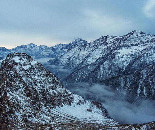 仍未公开的绝对秘境！中国版的“黄石公园”，亚洲最大的冰瀑－－