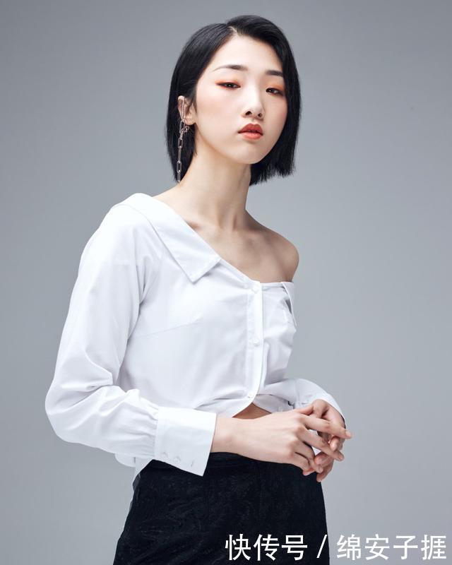  『看起来』有这4个“特征”的女生，年轻时看起来漂亮，年纪越大反显老