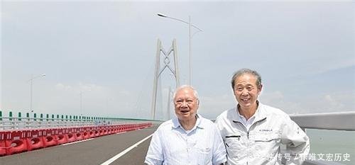 他资产是李嘉诚20倍，35年前提议建港珠澳大桥，却遭李嘉诚反对