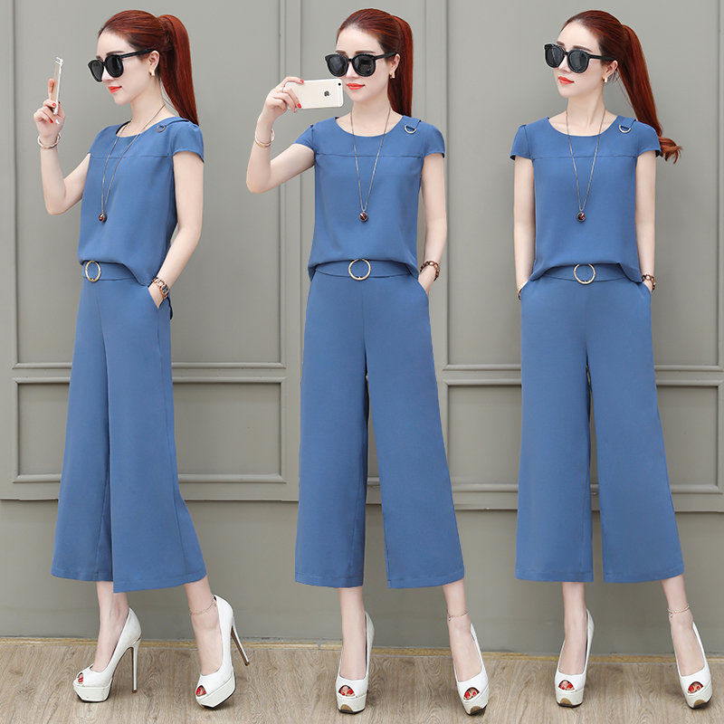 好羡慕!表嫂今天悄悄就穿新套装了，显高显嫩，比我的还美还便宜