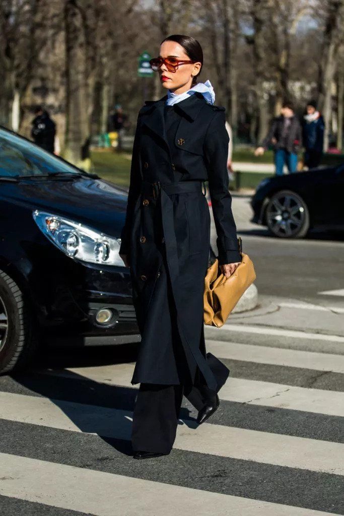 入秋后，阔腿裤的搭配也是时候升级一下了!