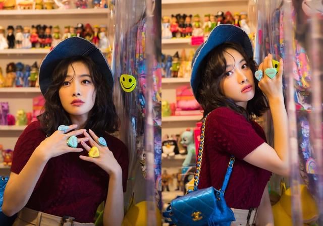 宋茜真猛！裙子穿的跟西装一样短，网友：还以为没穿呢！