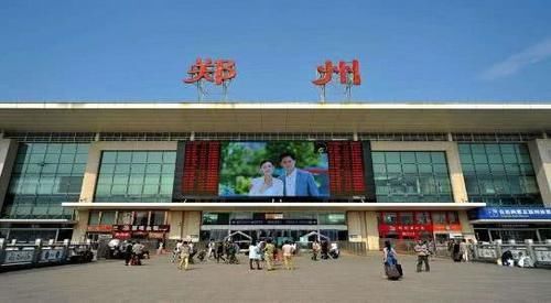  「容纳」中国最牛的三座火车站！一站能容纳2.5万人，有没有你去