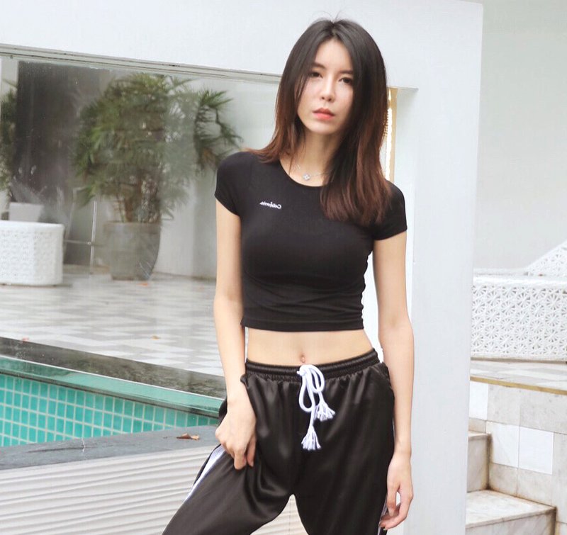 健身房女人太会穿了!穿下面“忍者服”，前凸后翘撩倒一大片