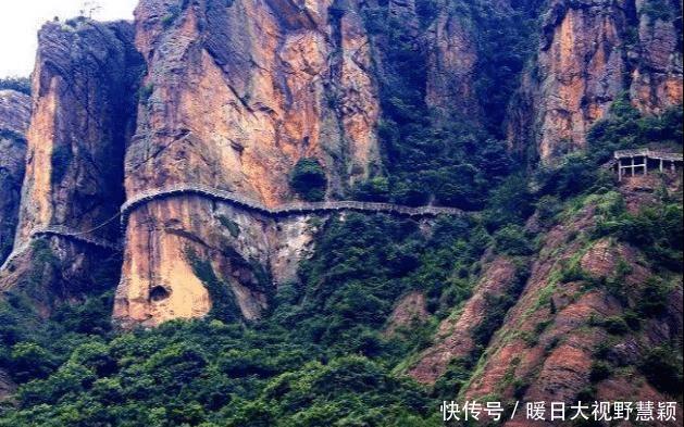  【采用】湖南“喜批”一条高速，全程约长180公里，采用双向四车