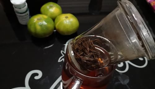  出奇：钓鱼饵料有秘方：这些常见又不起眼的东西，钓鱼效果好的出奇！