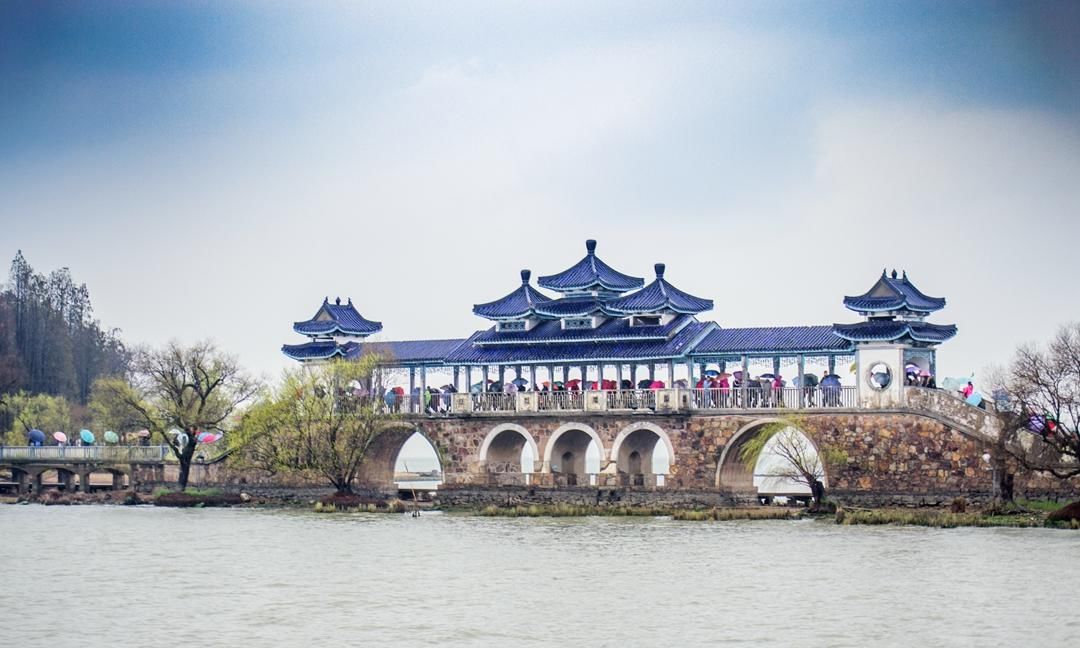 国庆长假旅游收入最高的省份，不是四川，也不是浙江！