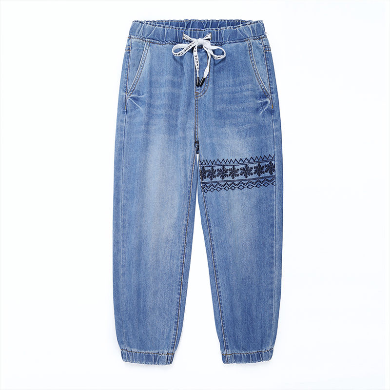 女人不是只有穿裙子才好看,试试这些“欧式长裤”,越穿腿越长