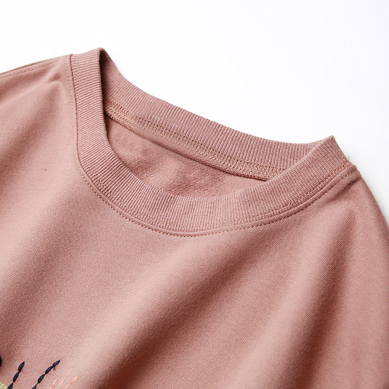 今年流行的秋装，大方优雅，聚会逛街全搞定，时髦端庄有韵味