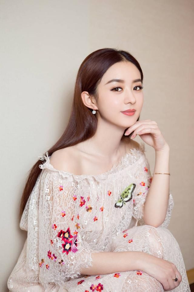 少点舆论多点爱，你说赵丽颖怀孕三月假不假