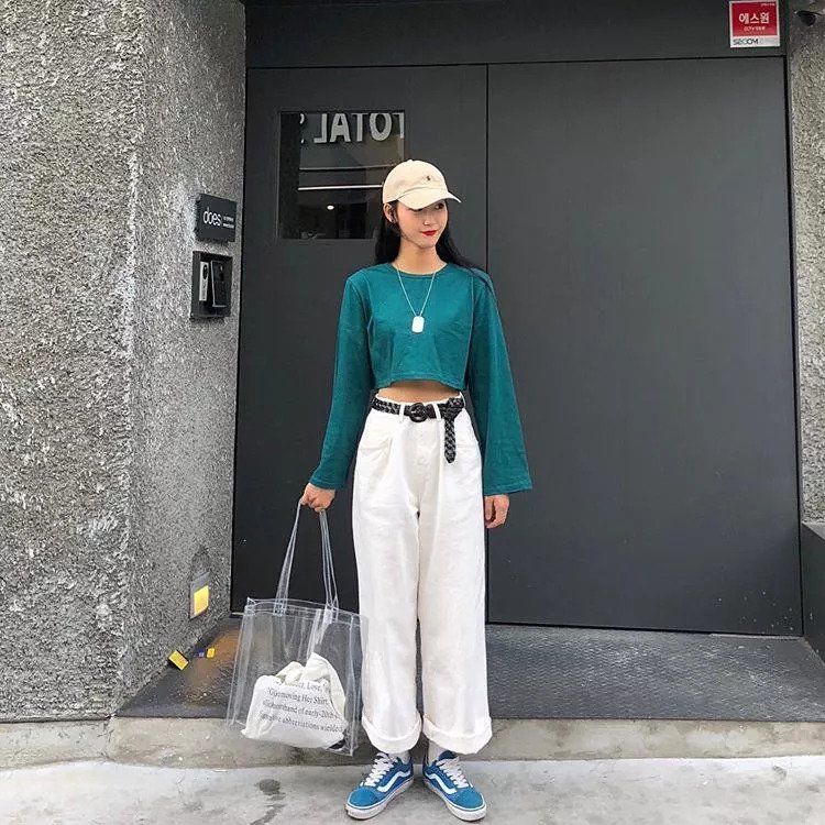 技巧丨性感就在这5cm，这位韩妞的腰瘦美学穿搭，教你把腰穿出来