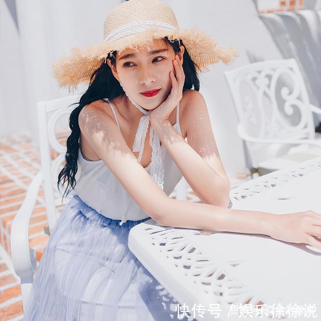 女人经常“摸”这3处，容易拉低你的颜值！尤其是第1个