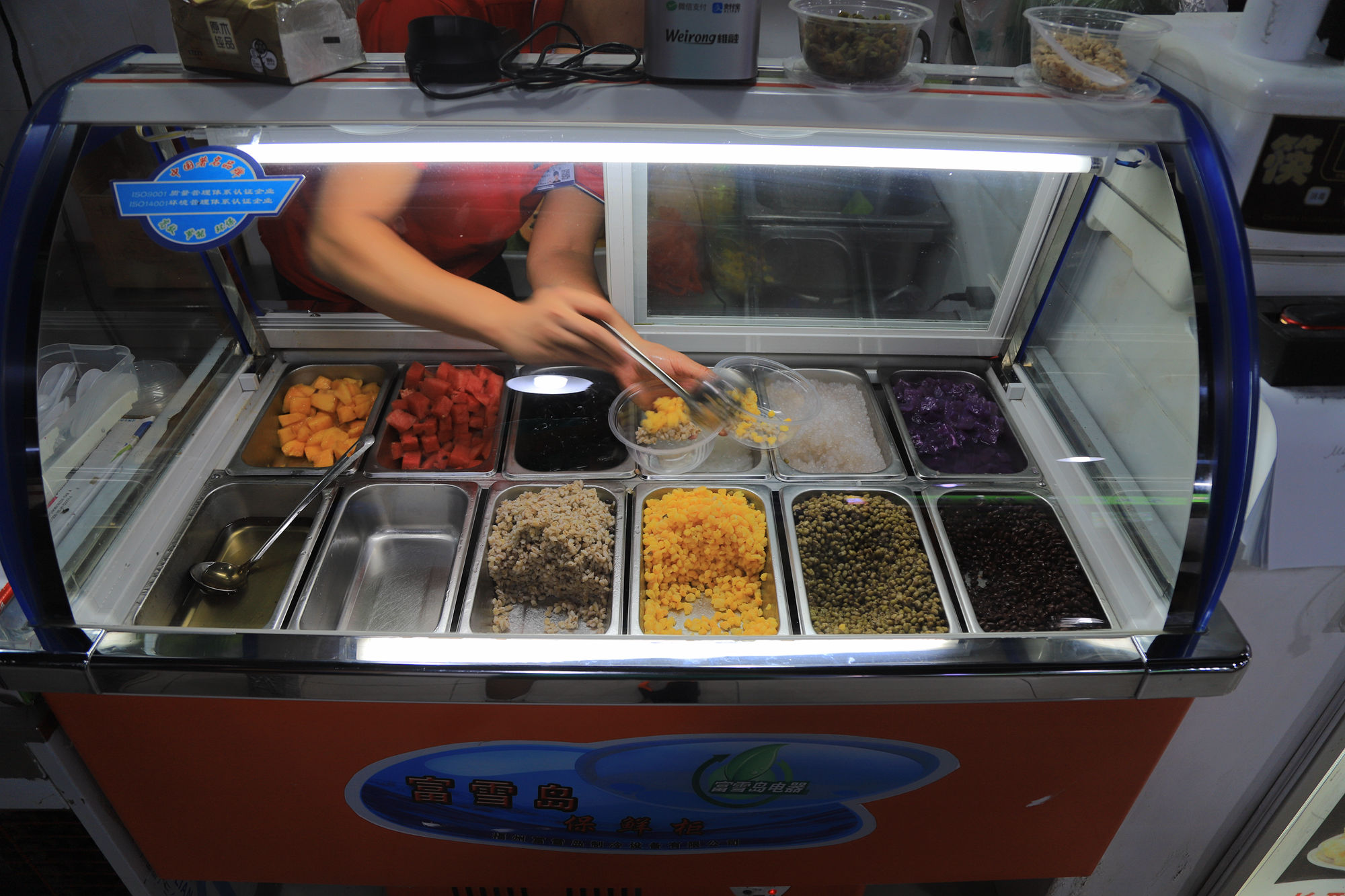 【遇上一座城】请到天涯海角来,一起去看比基尼大长腿的三亚微游