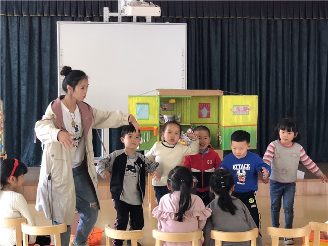 2017年新教师见习期考核在昆阳一幼举行