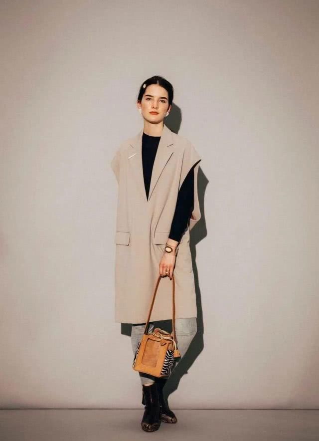  女性：新极简风格，更好看、更显气质