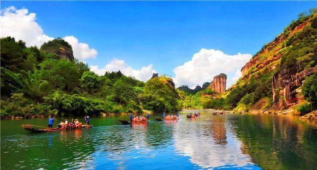 中国最“坑人”的高铁站，站名与地点不符，多少人下车才知坐错车