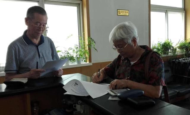  #养老金#退休时，若“养老保险”缴费未满15年，这钱是不是白交