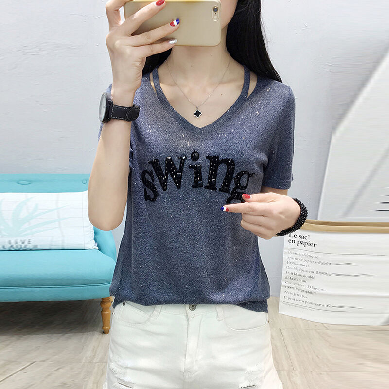 不要再穿过时的紧身裤了!来看看这些透气的健身服，展现傲人身材